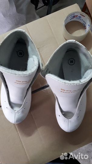 Фигурные коньки