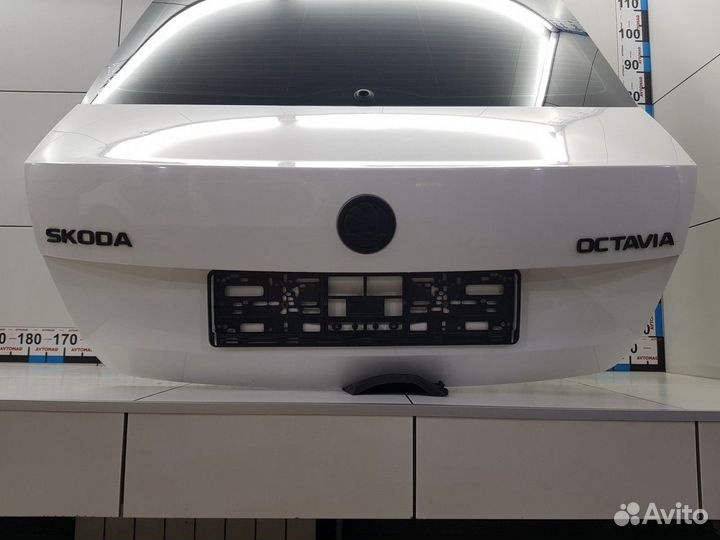 Крышка багажника со стеклом (Skoda Octavia)