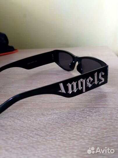 Солнцезащитные очки женские