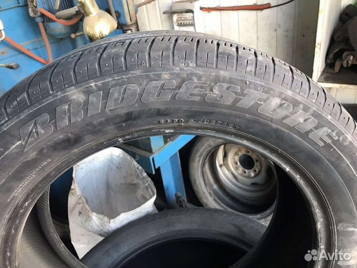 Bridgestone Dueler H/L 33 235/55 R19 101V