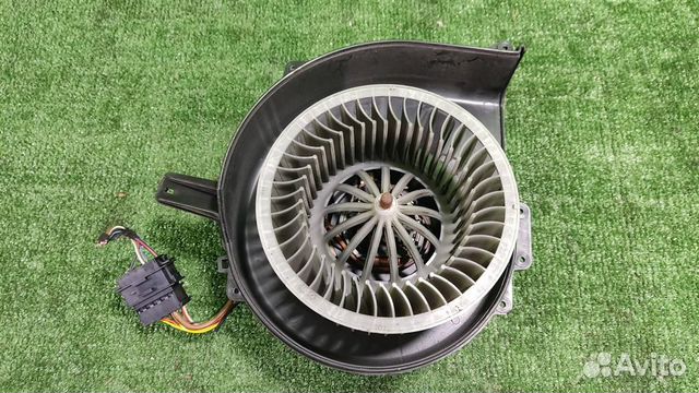 Моторчик печки Skoda Fabia 5J 2010