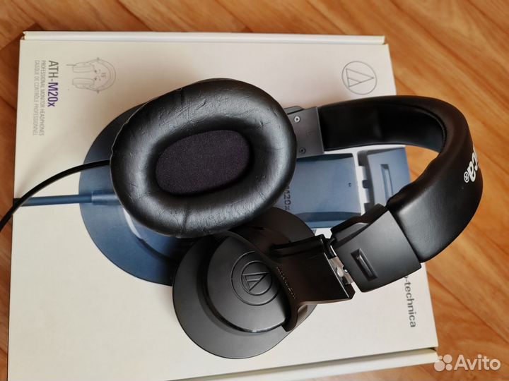 Наушники Audio Technica ATH M20X