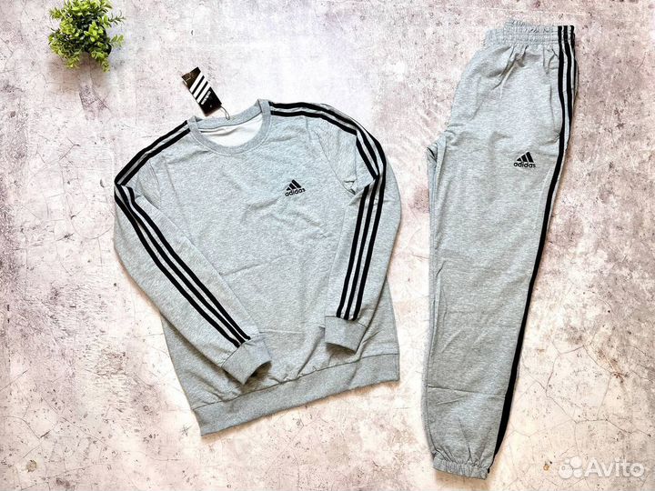 Спортивные костюмы Adidas