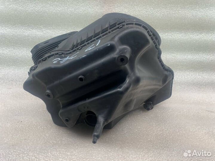 Корпус воздушного фильтра 4G0133836AB Audi A6 4G/C