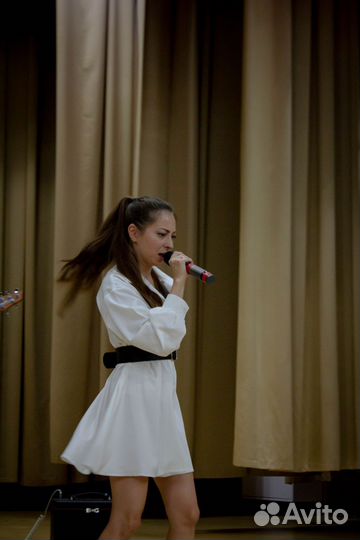 Педагог по вокалу