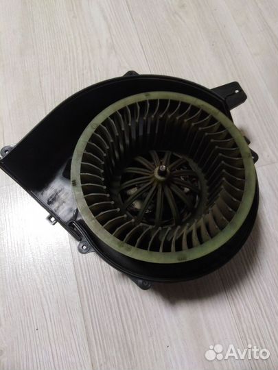 Моторчик печки шкода фабия 1