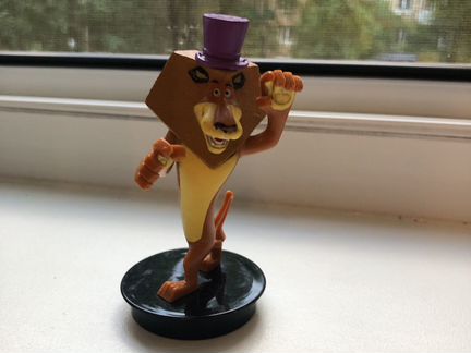 Игрушкки топперы пробки из кинотеатра лев Алекс Ма