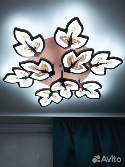 Люстра светодиодная потолочная 9 ламп