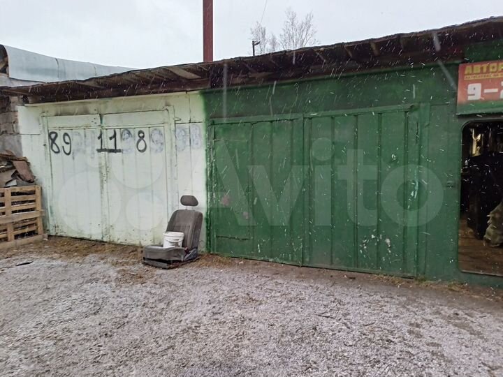 Гараж, > 30 м²
