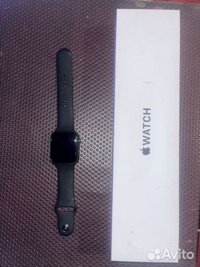 Часы apple watch se 44 mm