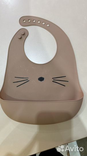 Нагрудник силиконовый