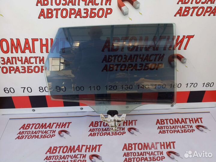 Стекло заднее правое Киа Сид 1 06-12 универсал