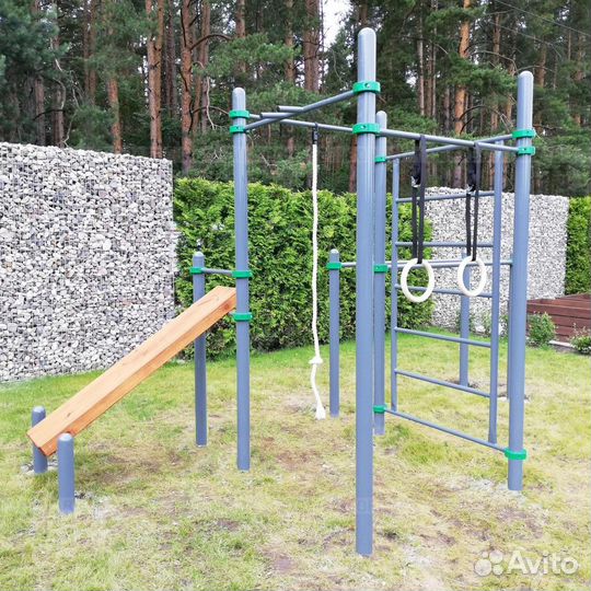 Спортивный уличный комплекс