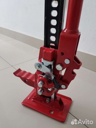 Новый Домкрат реечный 3 тонны 120см