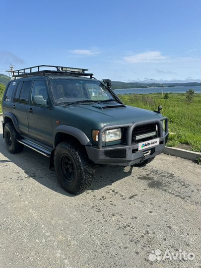 Isuzu Bighorn 3.1 МТ, 1996, 105 420 км