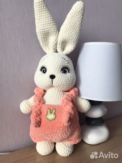 Вязаные игрушки. Плюшевая зая