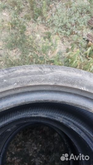 Bridgestone Sporty Style MY-02 215/45 R17