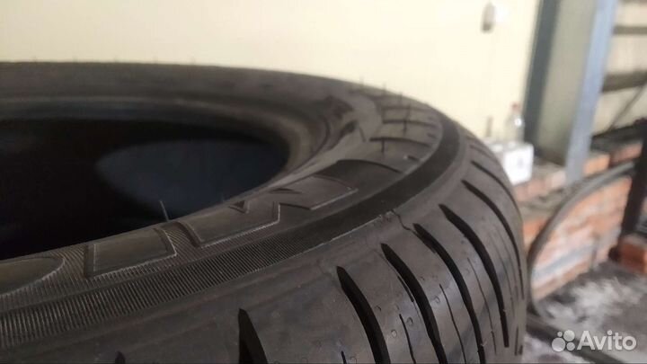 Michelin Agilis 215/65 R16C