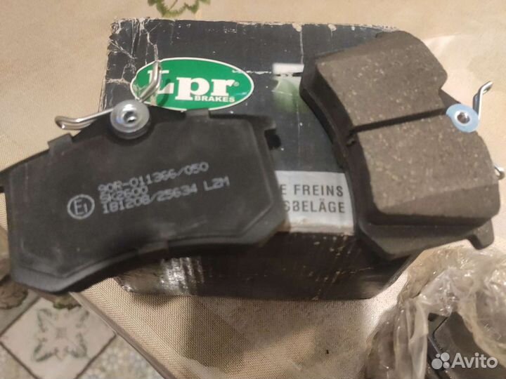 Тормозные колодки задние LPR 05P634