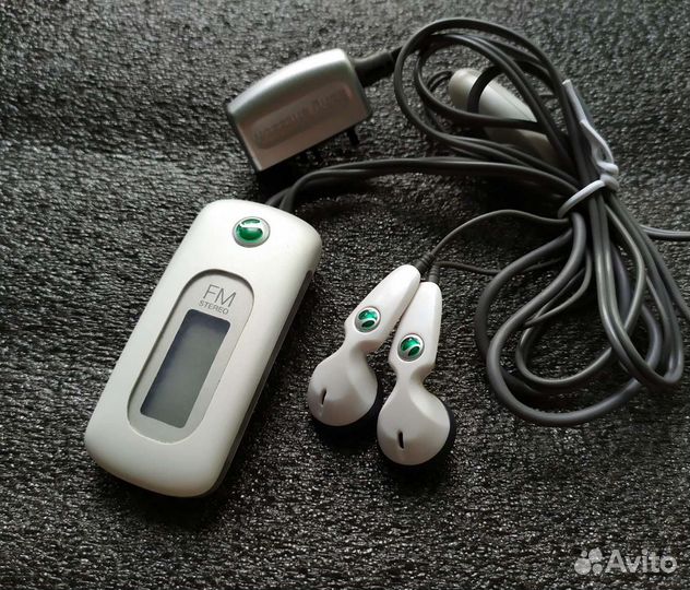 SonyEricsson FM Radio HandFree HPR-20/HPM-70