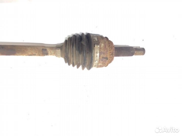 Привод правый Mitsubishi Lancer уневерсал 1.6 2007