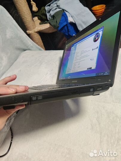 Ноутбук Samsung R425