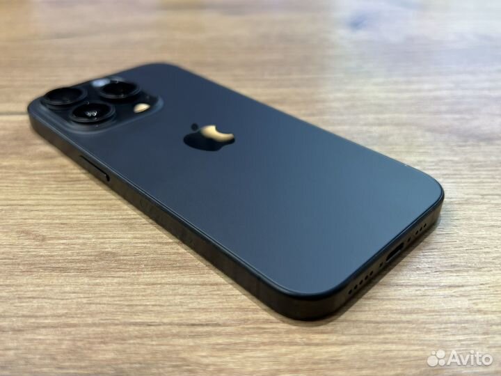 iPhone 15 Pro, 256 ГБ