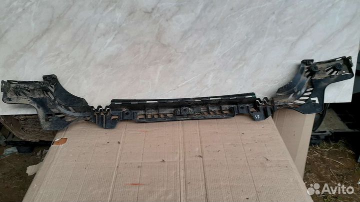 Кронштейн заднего бампера бу BMW 3 F30