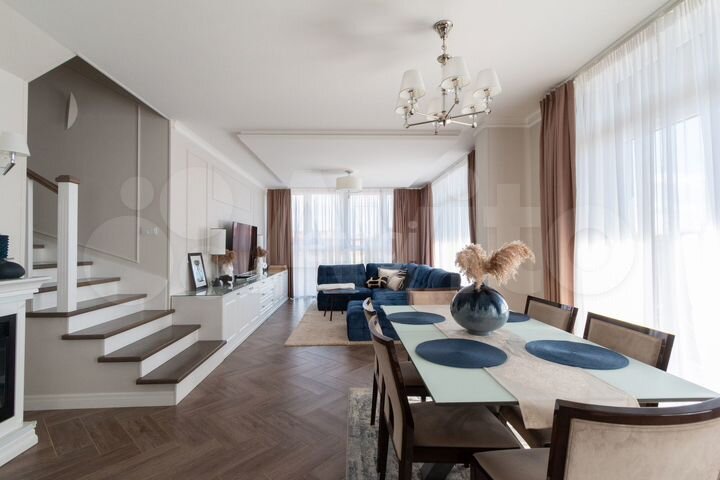 3-к. квартира, 143,9 м², 9/10 эт.