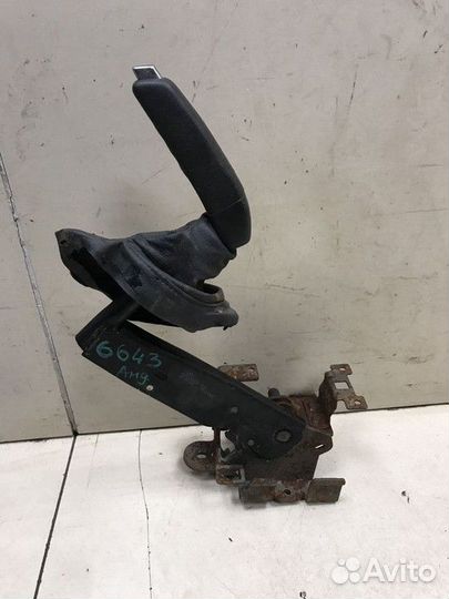 Рычаг стояночного тормоза Peugeot 308