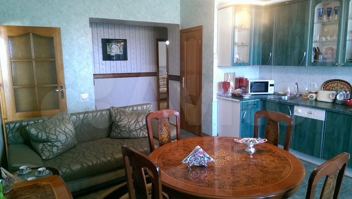 4-к. квартира, 150 м², 4/5 эт.