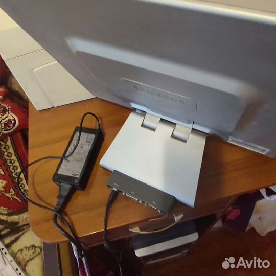 Монитор Samsung syncmaster 172x