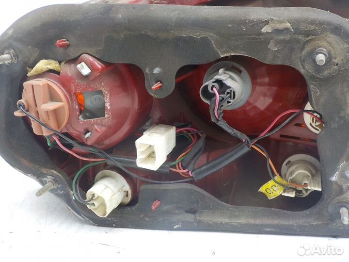 Фонарь задний правый Hyundai Sonata 4 2001