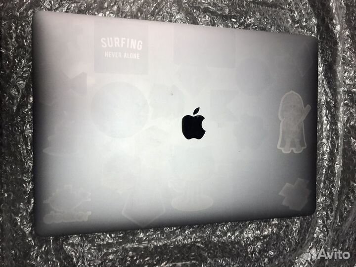 На детали macbook pro 15 2018