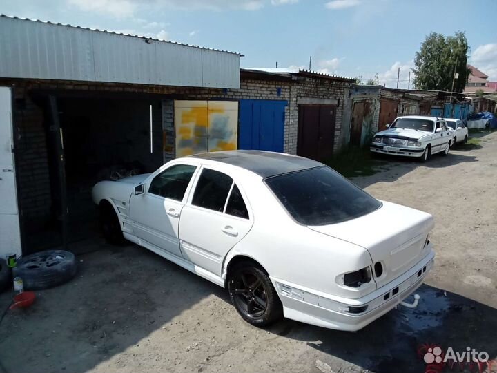 Mercedes-Benz E-класс 2.4 МТ, 1997, 414 000 км