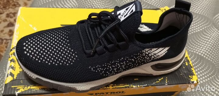 Кроссовки мужские