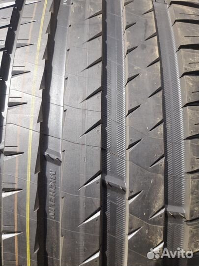 Michelin Pilot Sport 4 SUV 255/45 R20