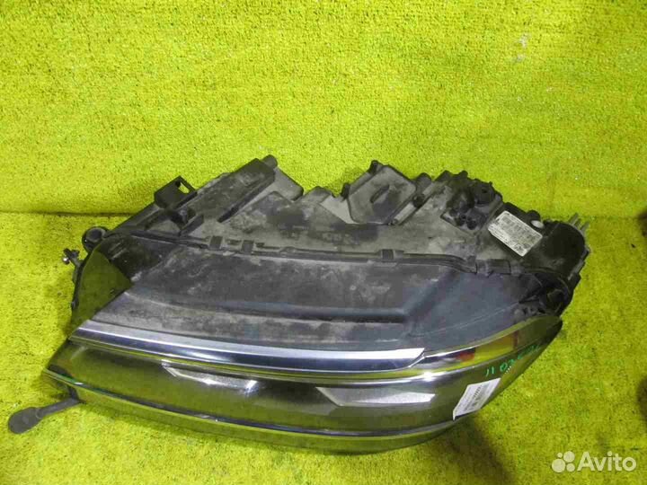 Фара левая Volkswagen Tiguan