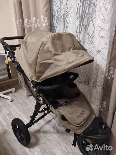 Коляска Baby Jogger City Elite