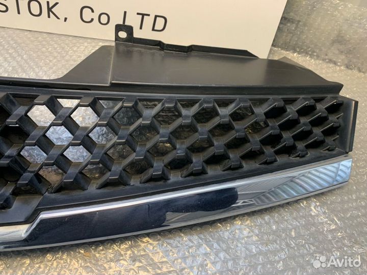 Решетка радиатора Nissan Lafesta NB30 2010