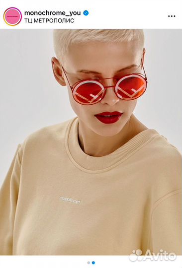 Свитшот monochrome новый