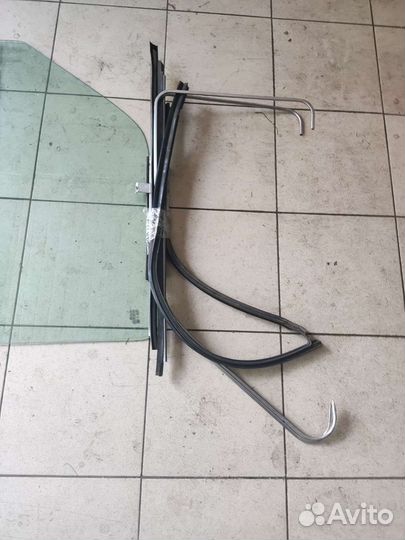 Стекла дверей. Нива Урбан. 21214.2131.21213