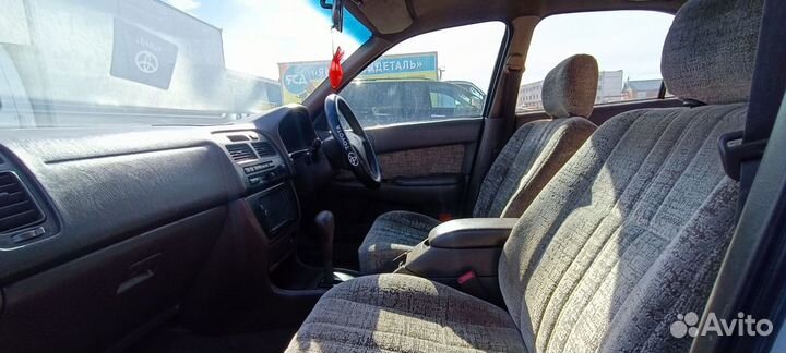 Toyota Camry 1.8 AT, 1995, 250 000 км