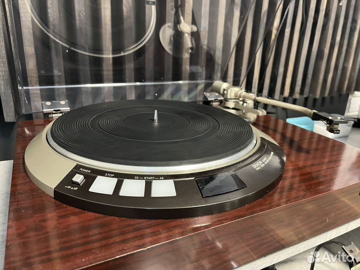 Проигрыватель винила Denon DP-55M