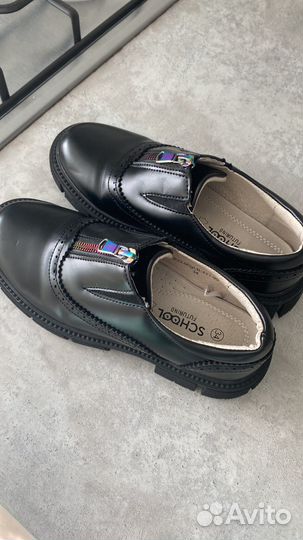 Полуботинки на девочку