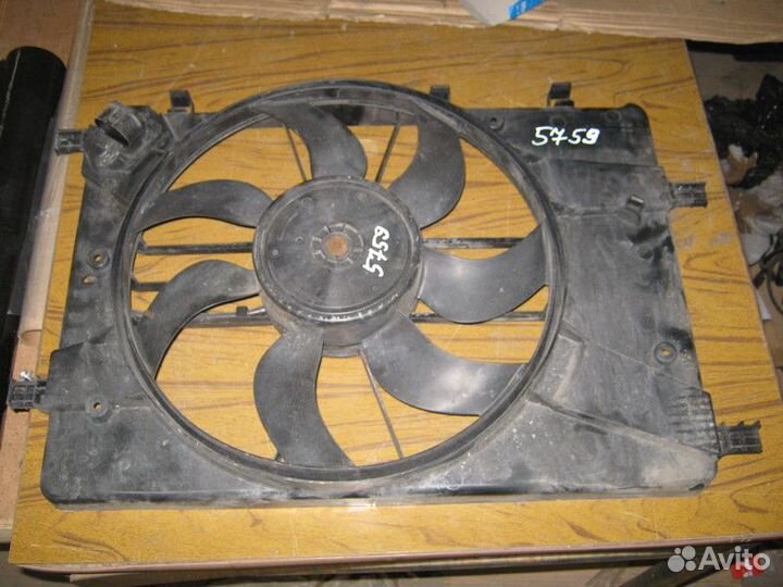 Вентилятор радиатора Opel Astra J GTC