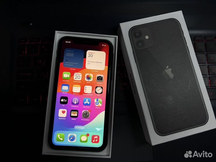 iPhone 11, 64 ГБ