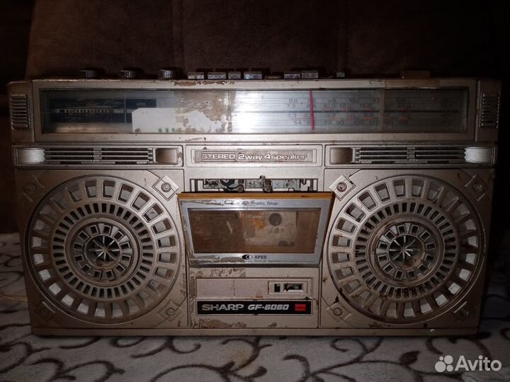 Кассетный магнитофон sharp