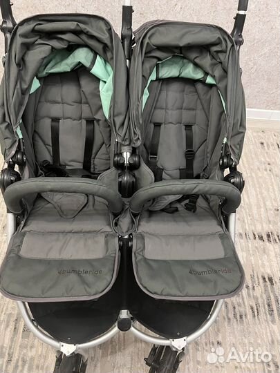 Коляска для двойни bumbleride