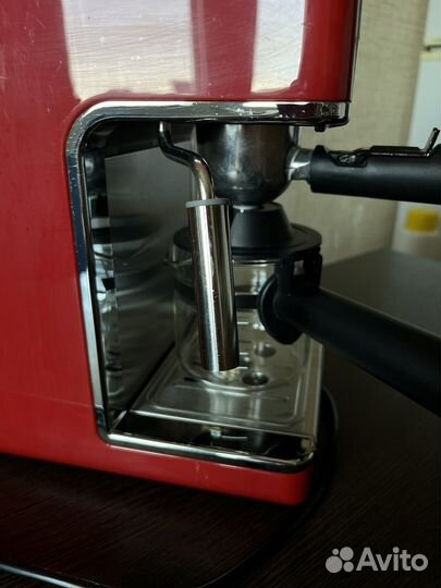 Кофеварка Polaris